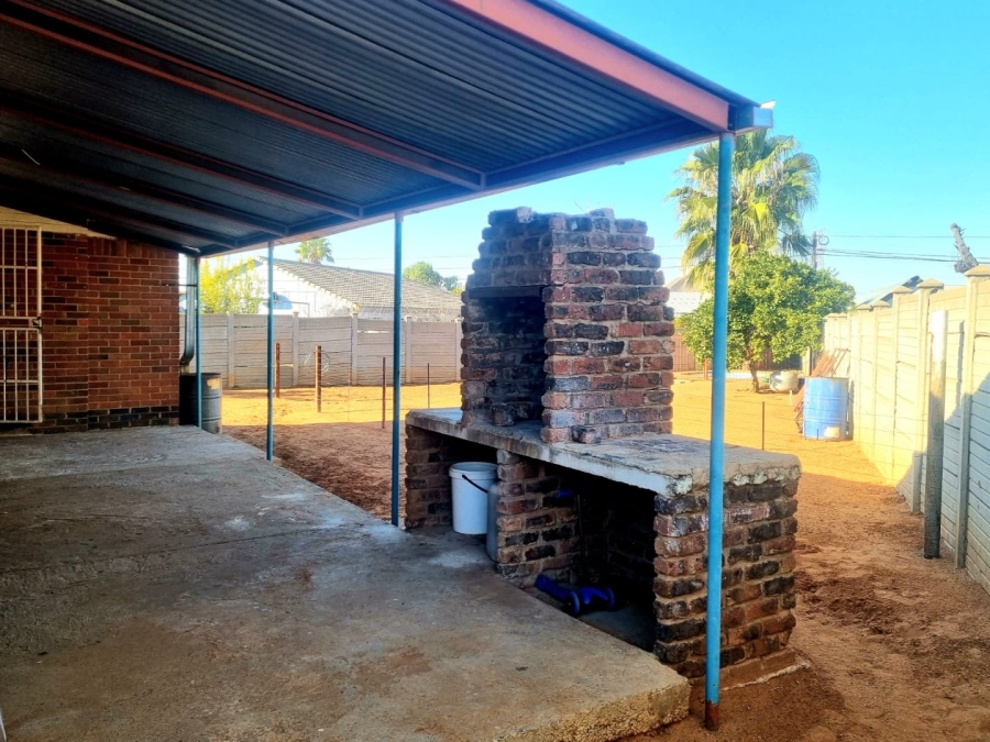 3 Bedroom Property for Sale in South Ridge Northern Cape